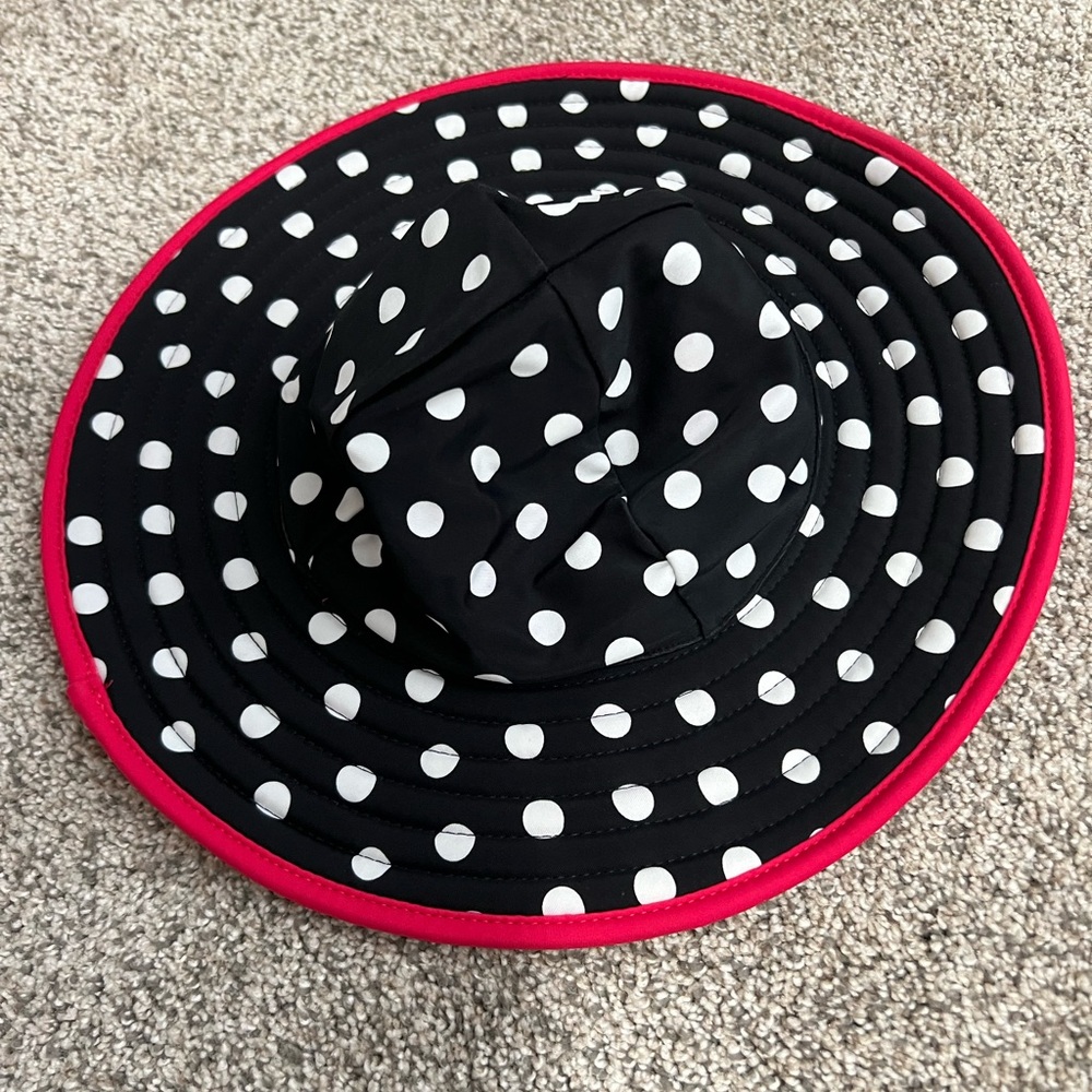 Like new ruffle butt swim hat sun hat • 12 months to 3t